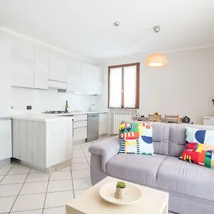 Gardappartamenti Sorgente Pool Apartment Sirmione
