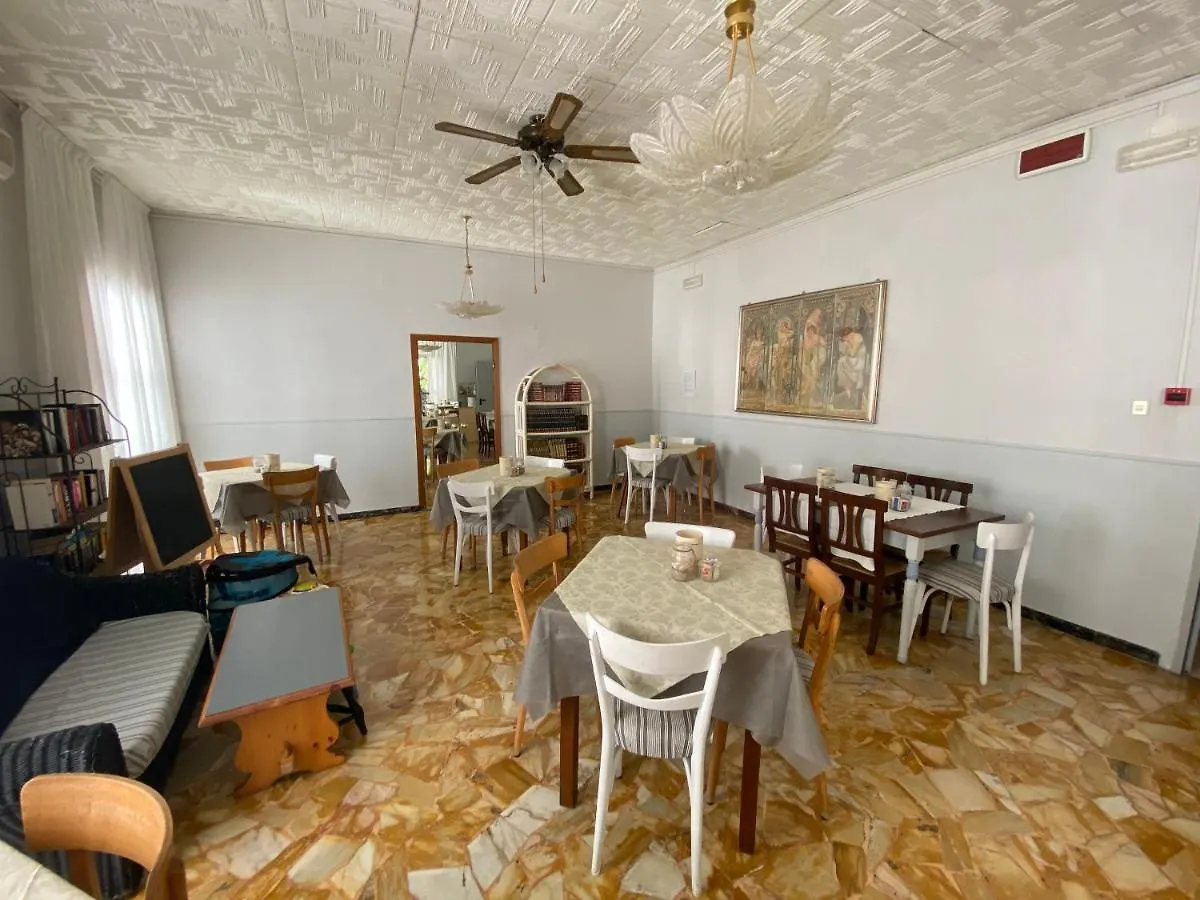 Villa Mirna Rímini Italia